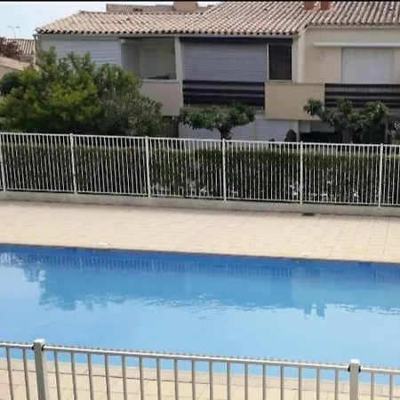 Cap D'agde - Estivales - Proche Naturiste - Terrasse - Wifi - Parking - Piscine - Clim 아파트 아그