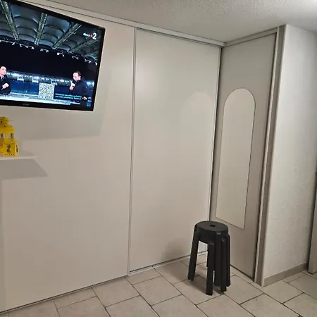 Cap D'agde - Estivales - Proche Naturiste - Terrasse - Wifi - Parking - Piscine - Clim