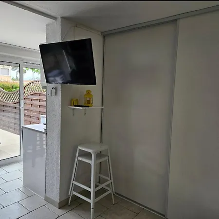 Cap D'agde - Estivales - Proche Naturiste - Terrasse - Wifi - Parking - Piscine - Clim Apartman