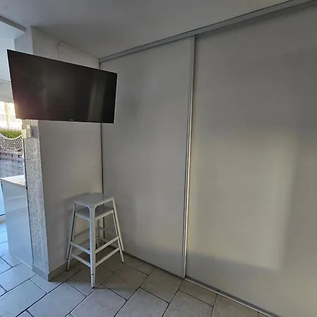 Cap D'agde - Estivales - Proche Naturiste - Terrasse - Wifi - Parking - Piscine - Clim 아파트 아그