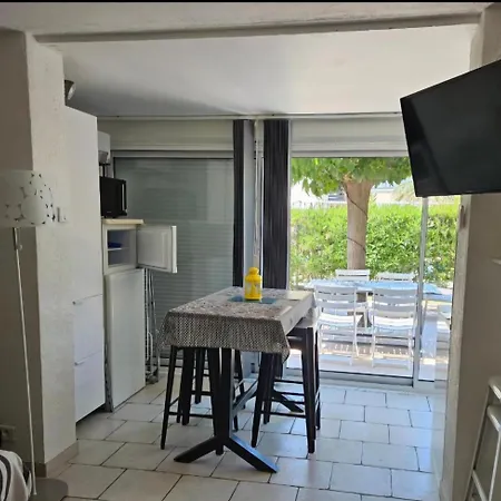 Cap D'agde - Estivales - Proche Naturiste - Terrasse - Wifi - Parking - Piscine - Clim * 아그