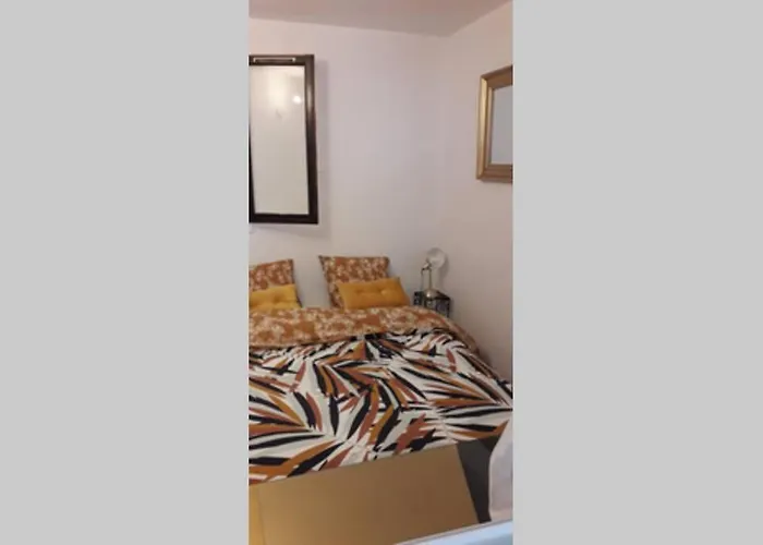 Cap D'agde - Estivales - Proche Naturiste - Terrasse - Wifi - Parking - Piscine - Clim شقة *