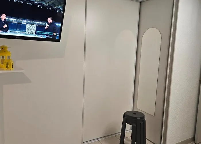 Cap D'agde - Estivales - Proche Naturiste - Terrasse - Wifi - Parking - Piscine - Clim